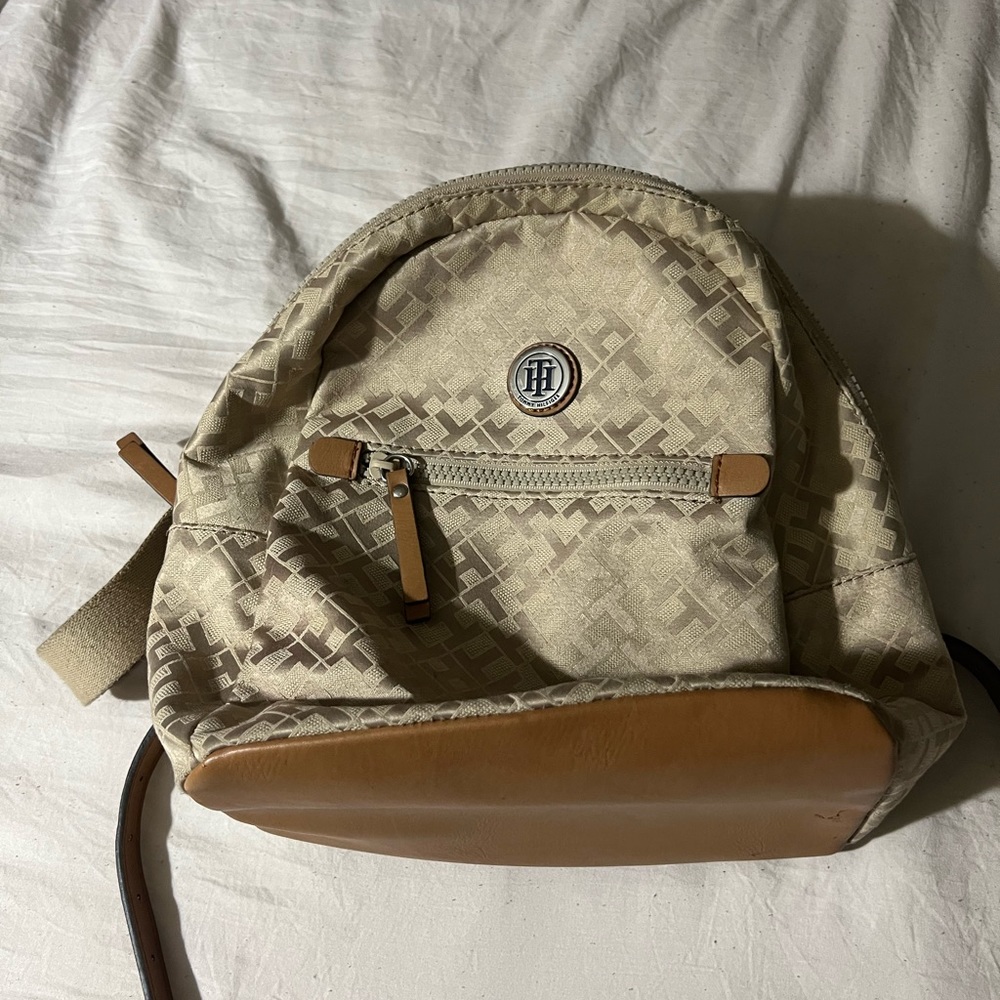 Tommy Hilfiger Small backpack - Picture 1 of 4